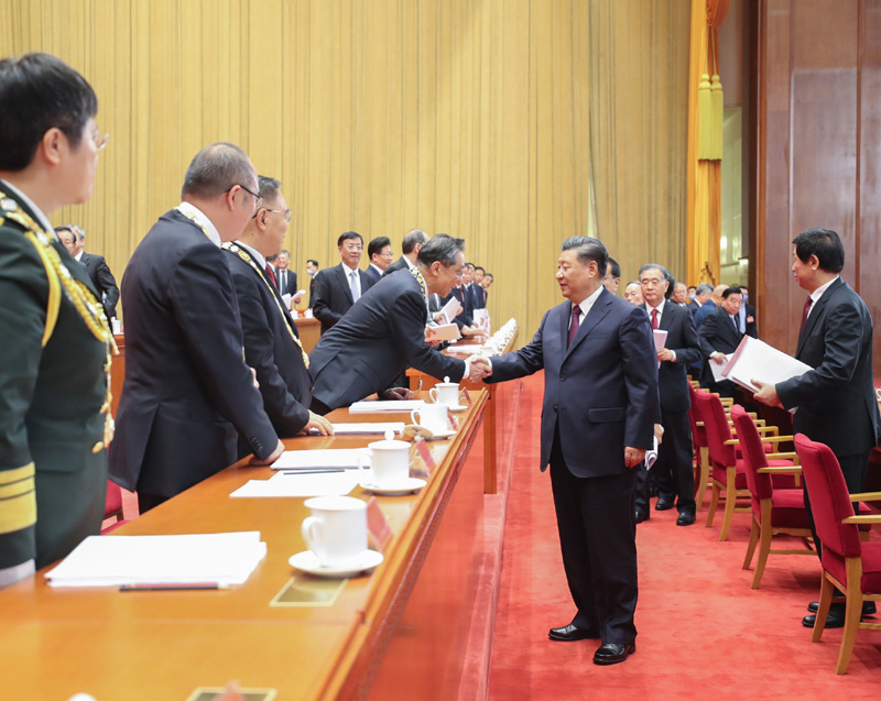 全国抗击新冠肺炎疫情表彰大会在京隆重举行